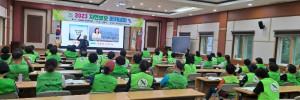 a_191Ud018svc1b9kee55lxt8s_ue2nc2.jpg