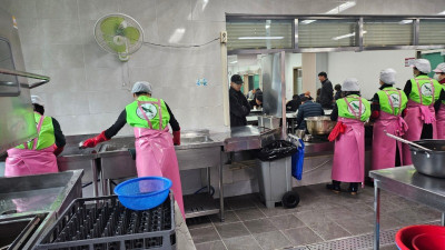 1.23 급식봉사2.jpg